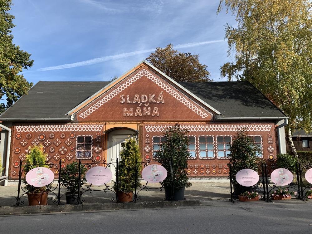 Sladka Mana_ext-1